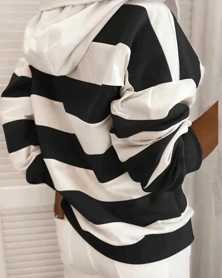 Lara - warme en modieuze hoodie